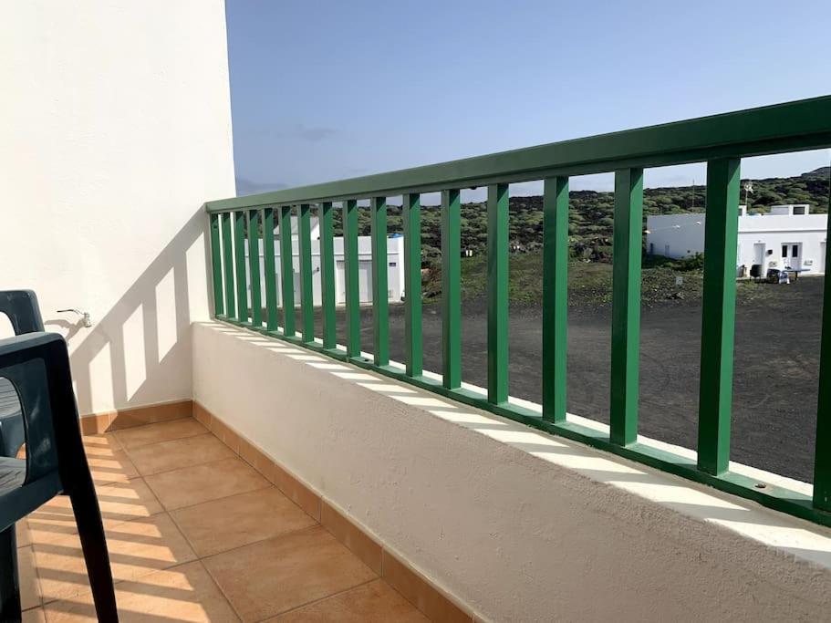 Salitre Apartamento Ел Голфо Екстериор снимка