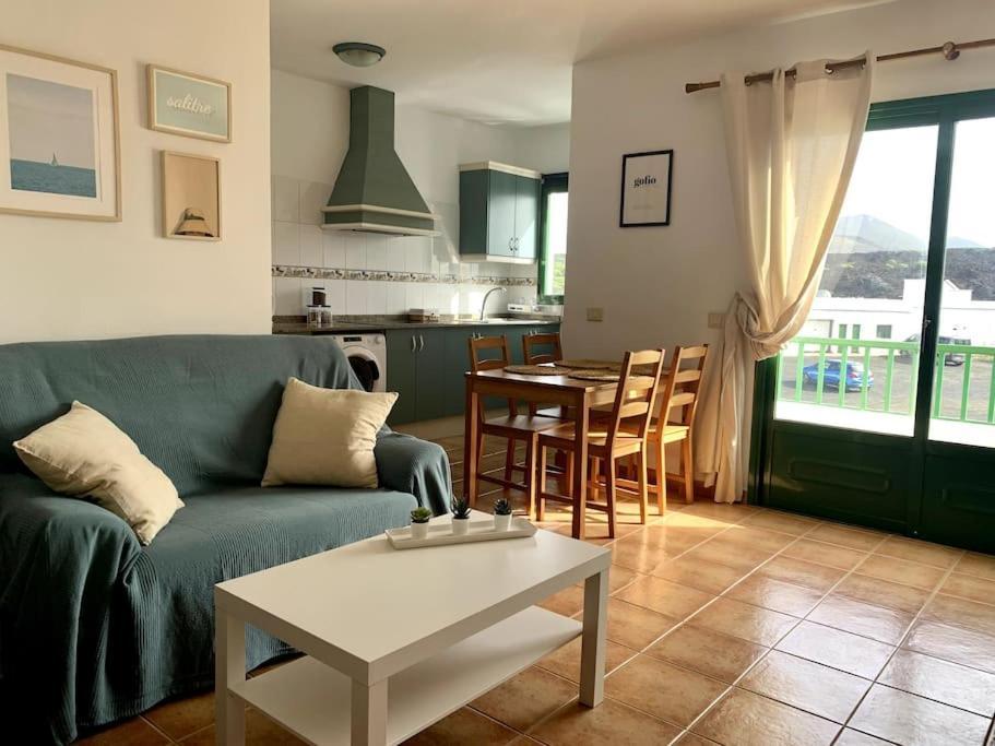 Salitre Apartamento Ел Голфо Екстериор снимка